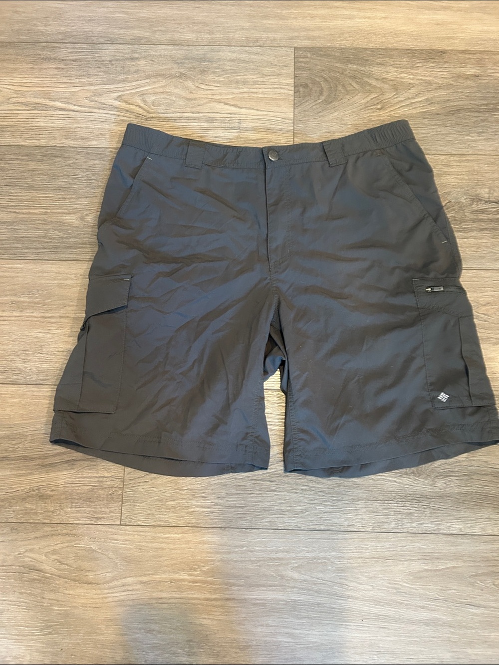 Columbia‎ Men's Dark Gray Cargo Shorts Size 38 Waist